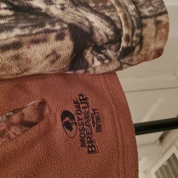Women's Mossy Oak Pullover - Picture 3 of 8